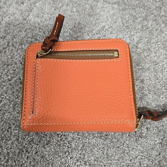 Dooney & Bourke Pebble Grain Leather Zip Around Card Holder Wallet Clementine - Picture 2 of 6